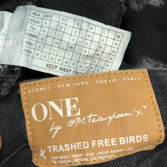 One Teaspoon Trashed Free Birds Jeans - Picture 9 of 11